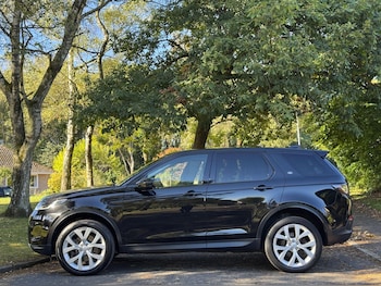 Used Land Rover Discovery Sport 2020 for sale - 76060665: Photo 3