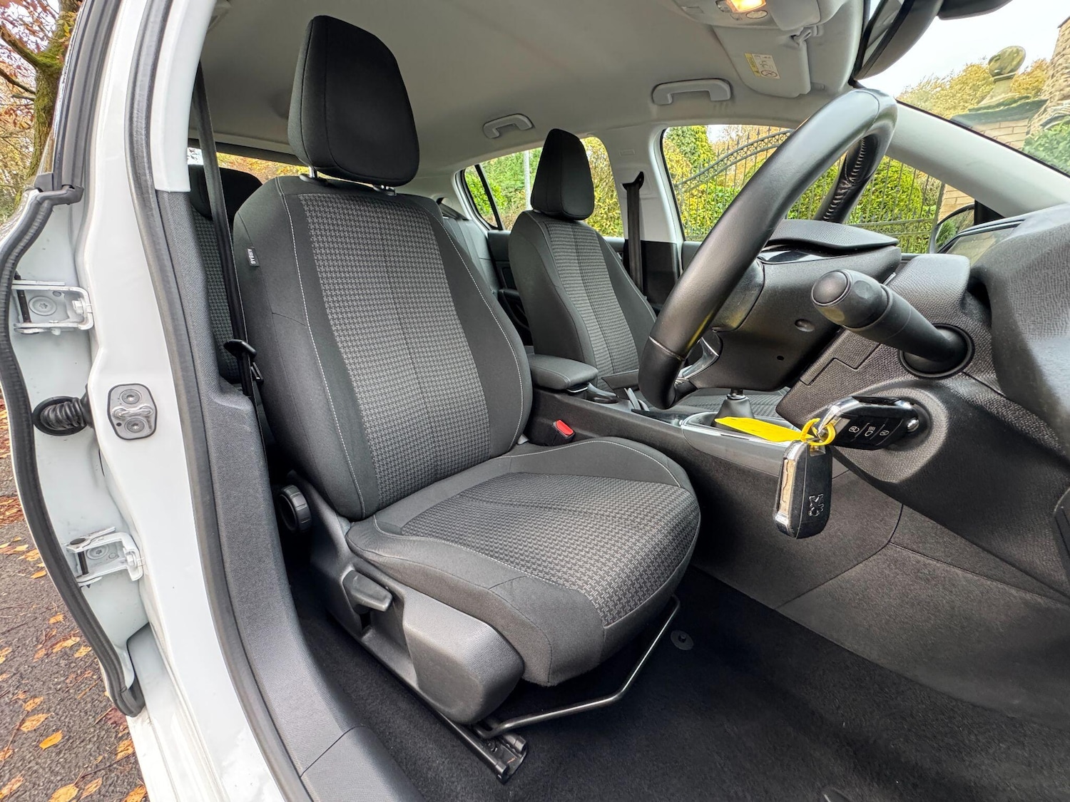 Used Peugeot 308 2017 for sale - 77254833: Photo 55