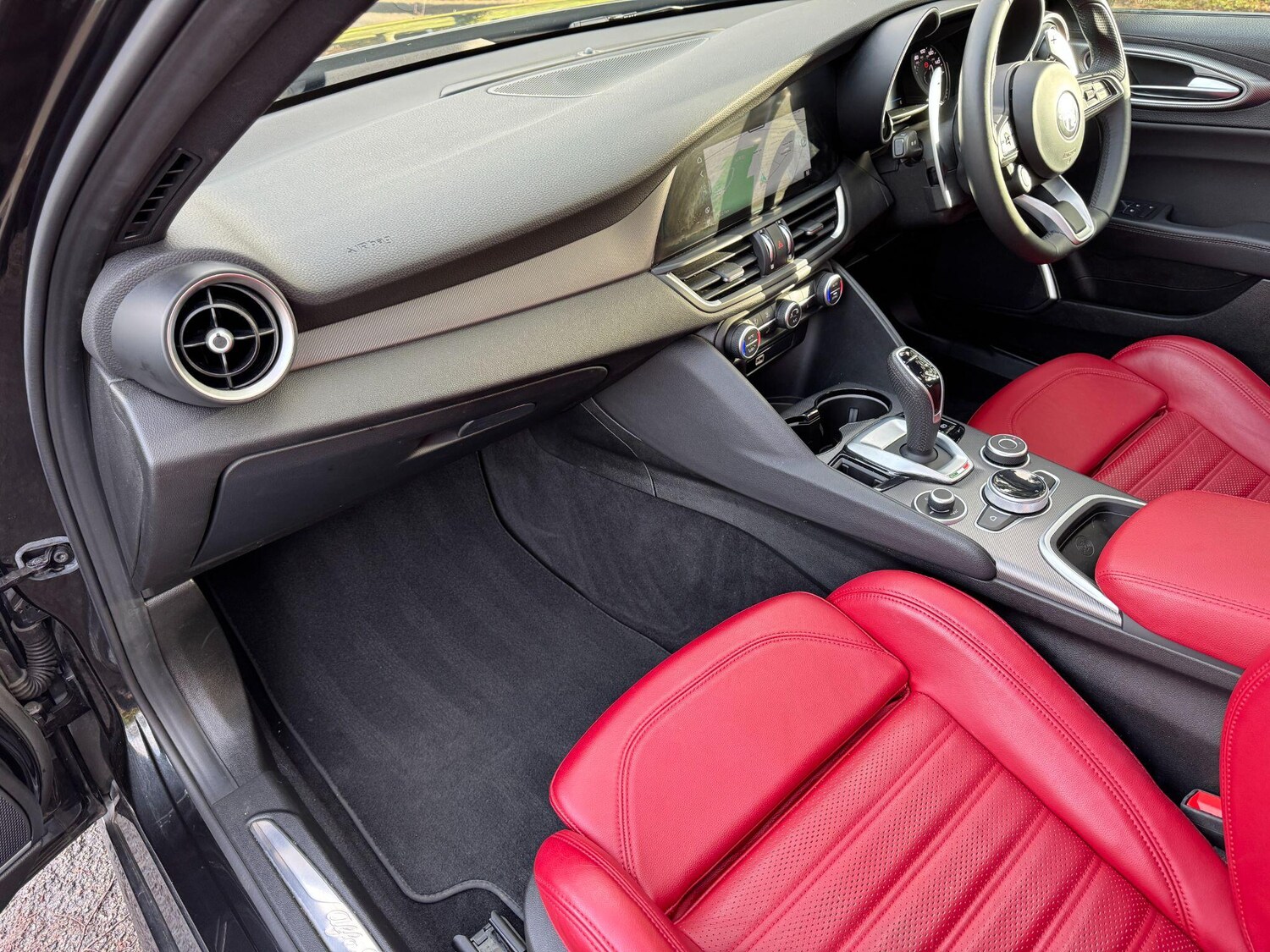 Used Alfa Romeo Giulia for sale - 77511293: Photo 32