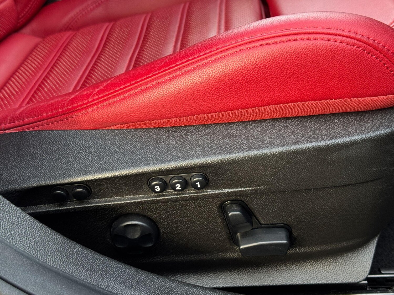 Used Alfa Romeo Giulia for sale - 77511293: Photo 40