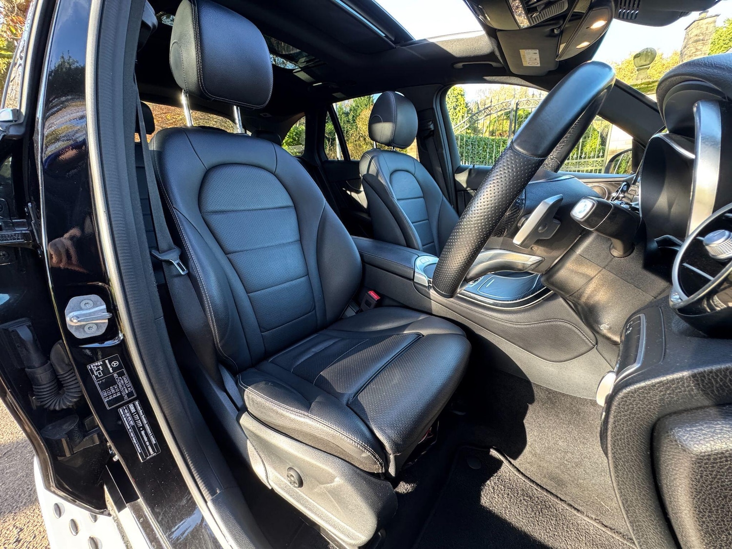 Used Mercedes-Benz GLC 2019 for sale - 76689266: Photo 13