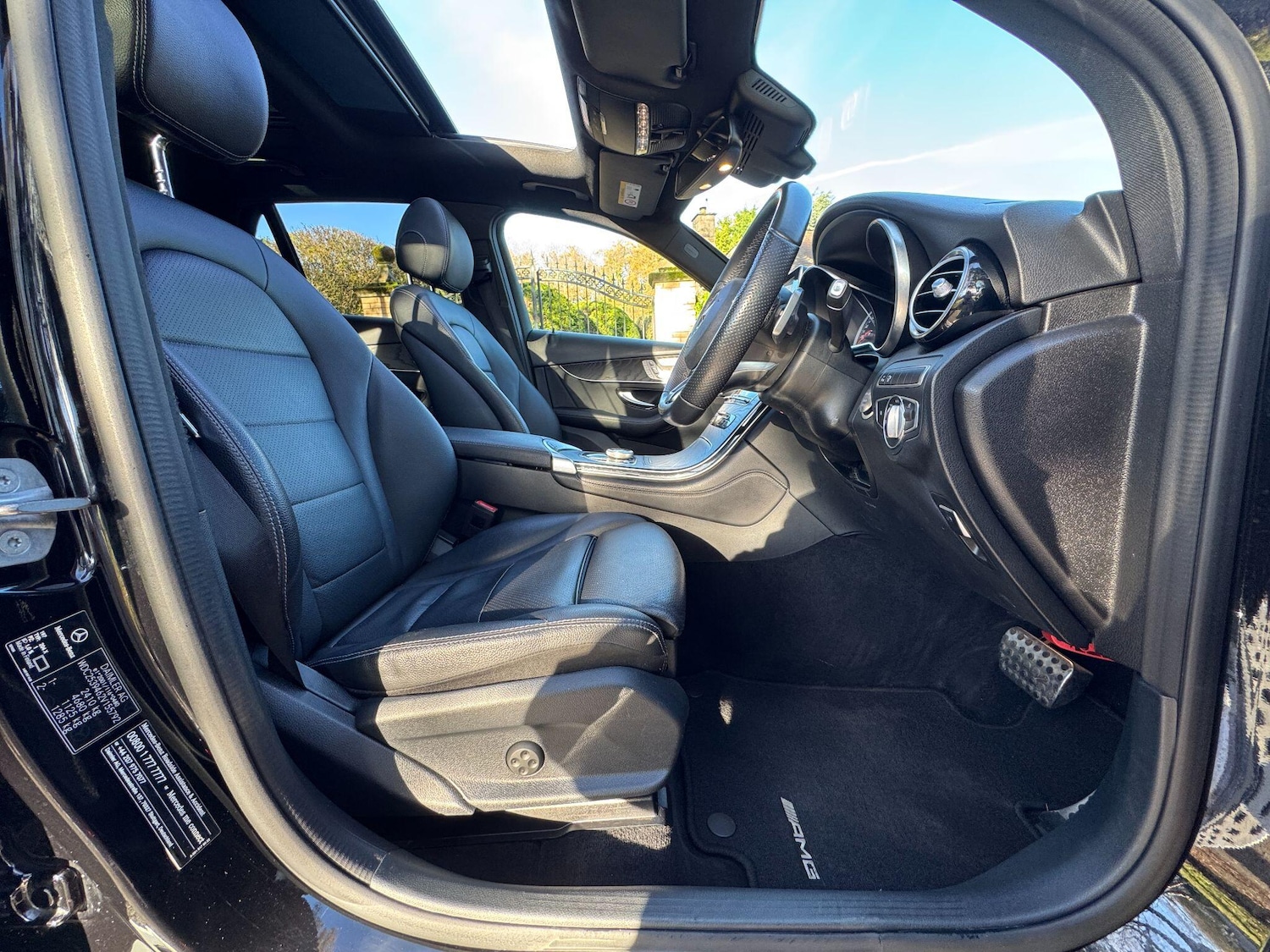 Used Mercedes-Benz GLC 2019 for sale - 76689266: Photo 69