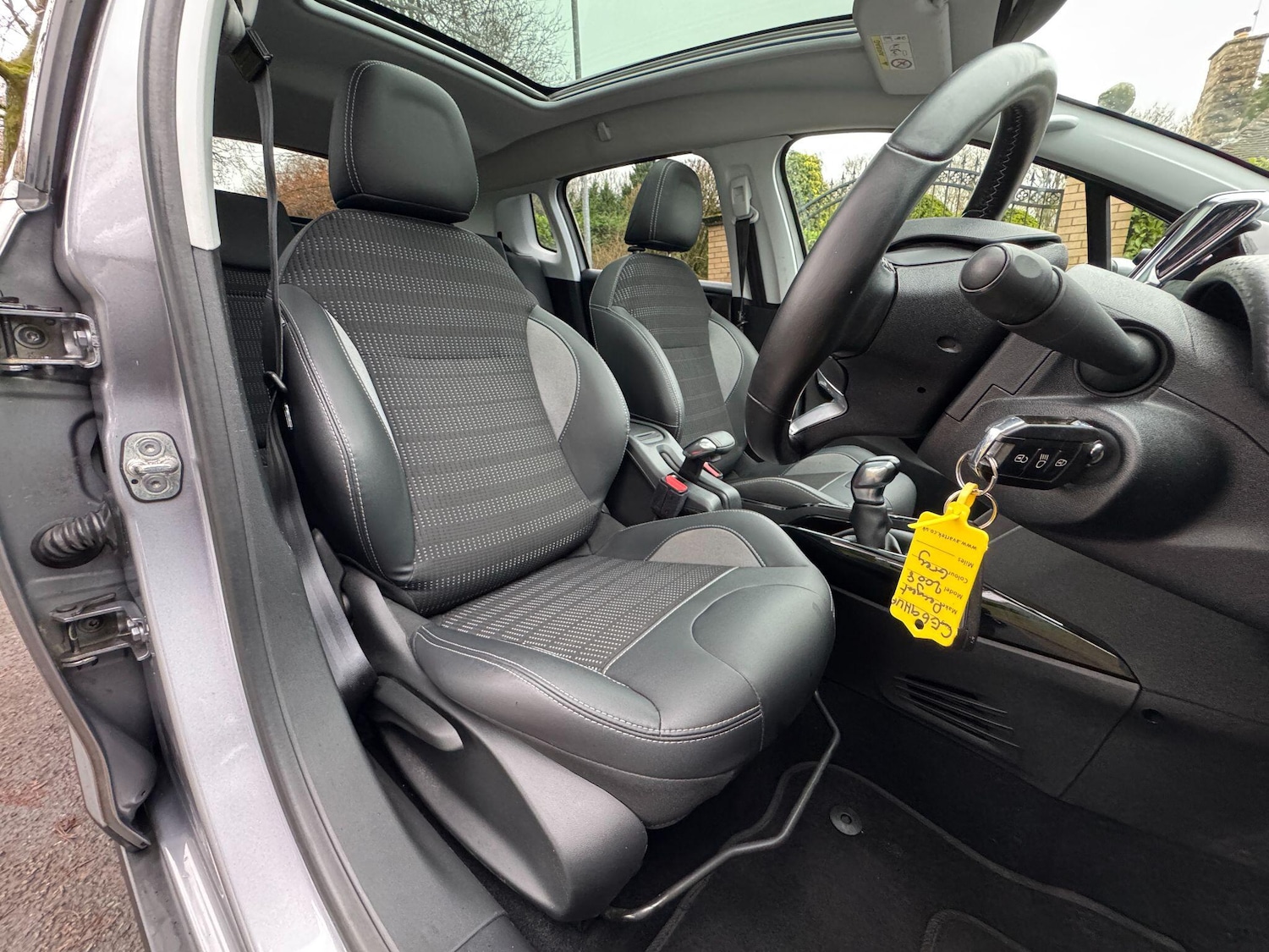 Used Peugeot 2008 2019 for sale - 76976191: Photo 27