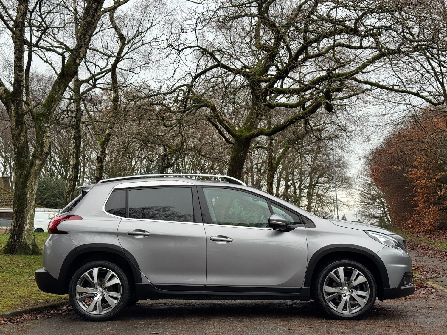 Used Peugeot 2008 2019 for sale - 76976191: Photo 3