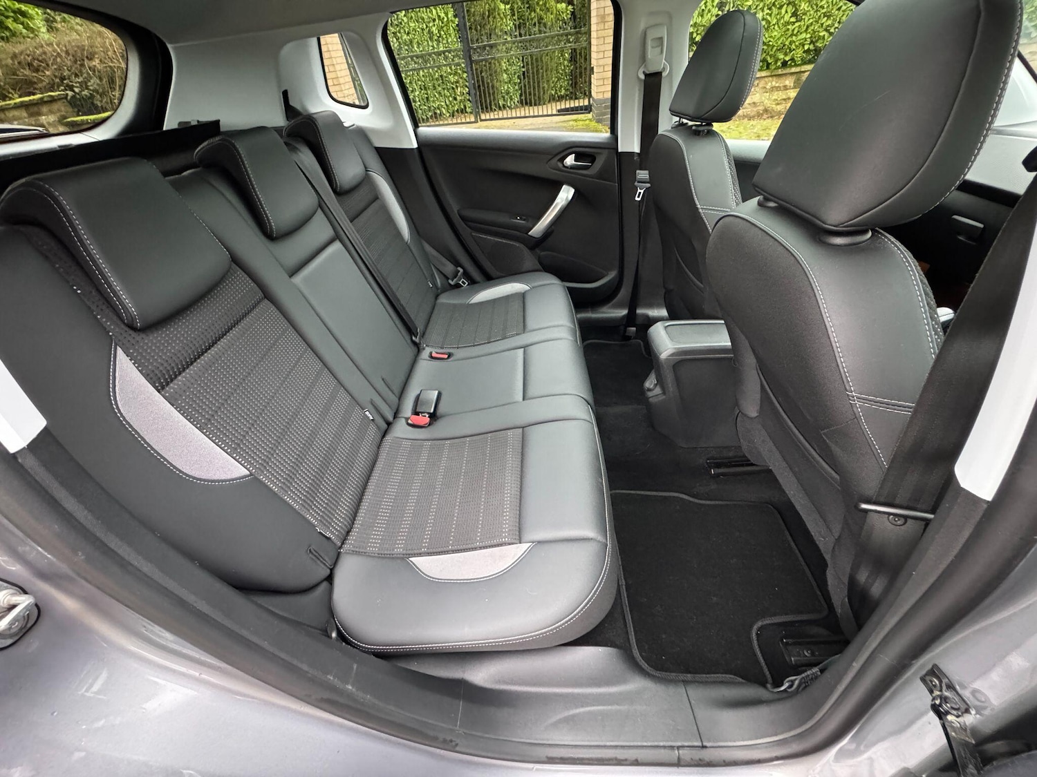 Used Peugeot 2008 2019 for sale - 76976191: Photo 65