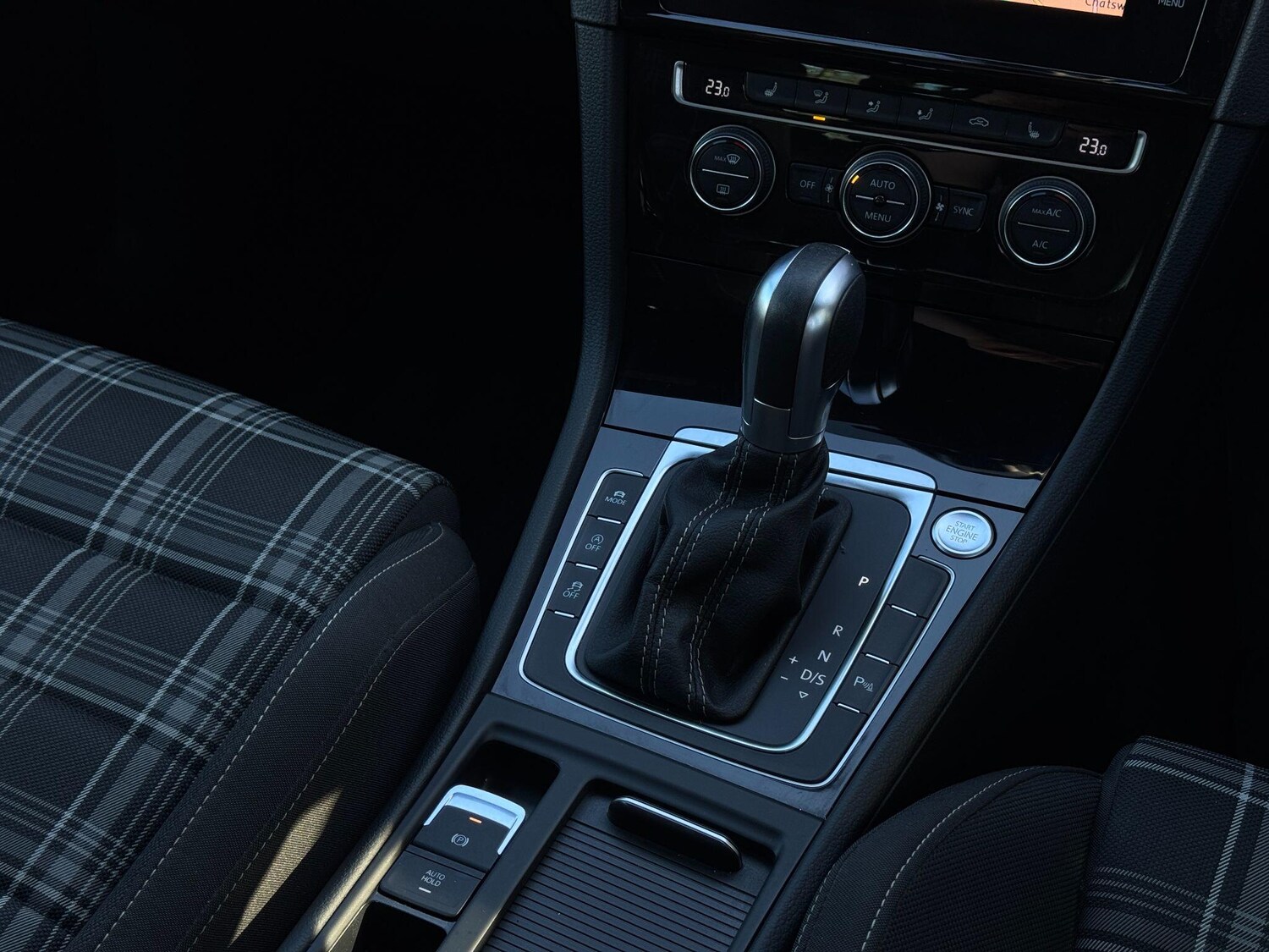 Used Volkswagen Golf 2020 for sale - 77853959: Photo 30