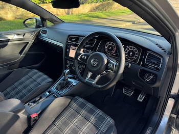 Used Volkswagen Golf 2020 for sale - 77853959: Photo