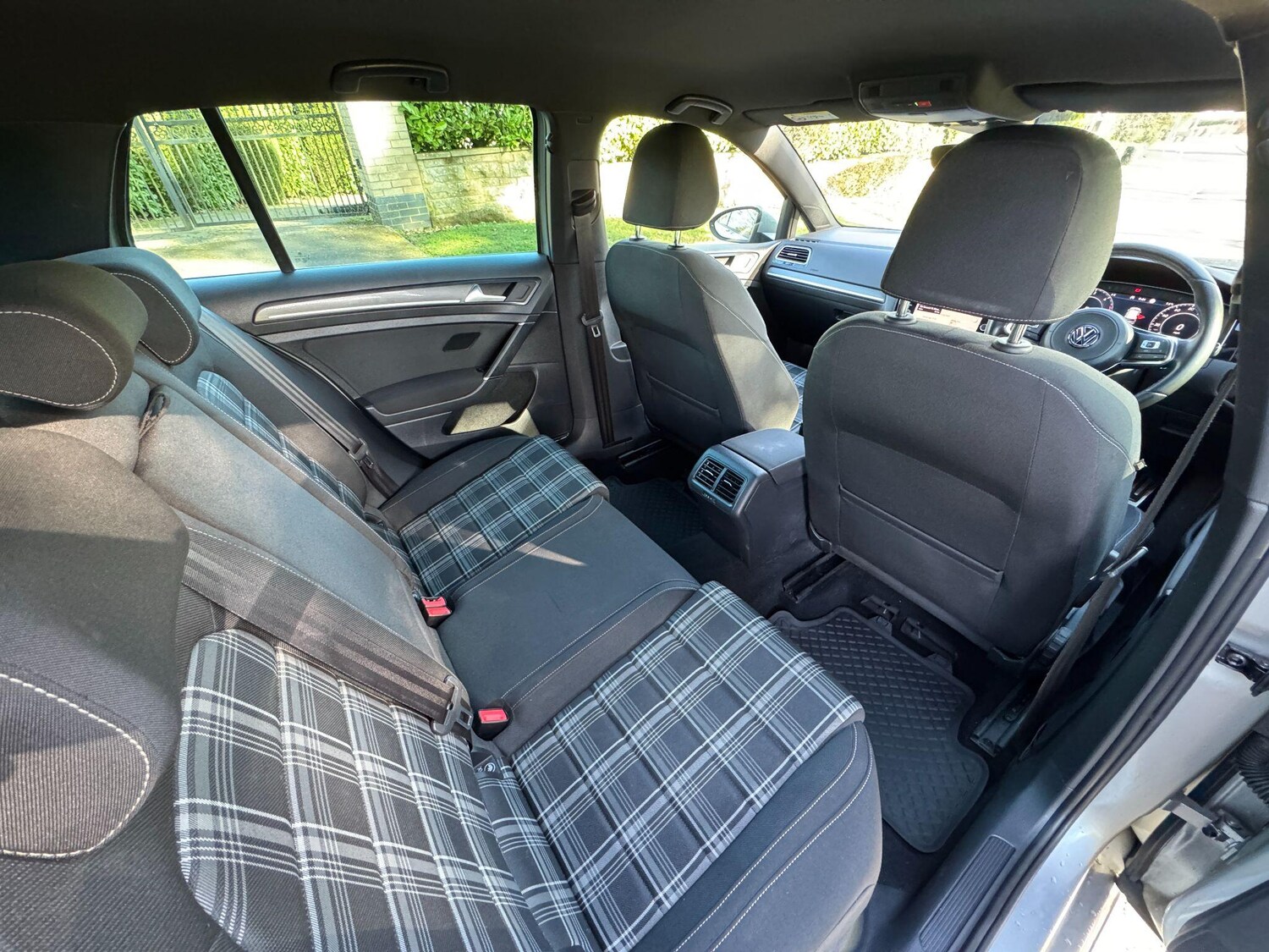 Used Volkswagen Golf 2020 for sale - 77853959: Photo 51