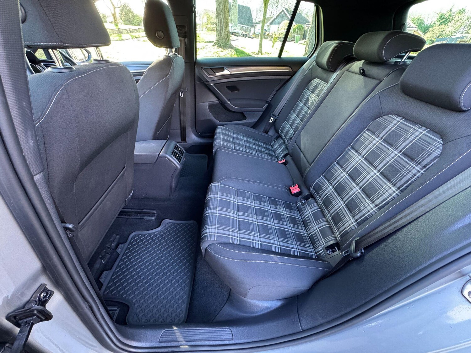 Used Volkswagen Golf 2020 for sale - 77853959: Photo 76