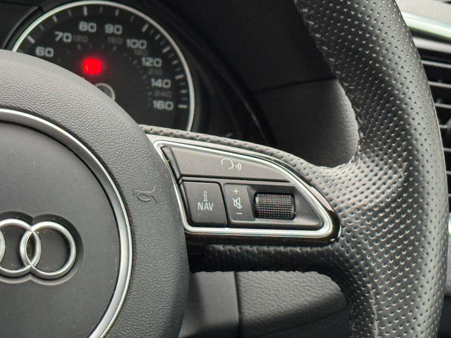 Used Audi Q5 2016 for sale - 77784053: Photo 68