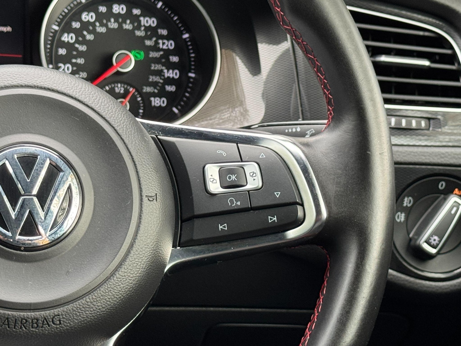 Used Volkswagen Golf 2016 for sale - 76537719: Photo 62