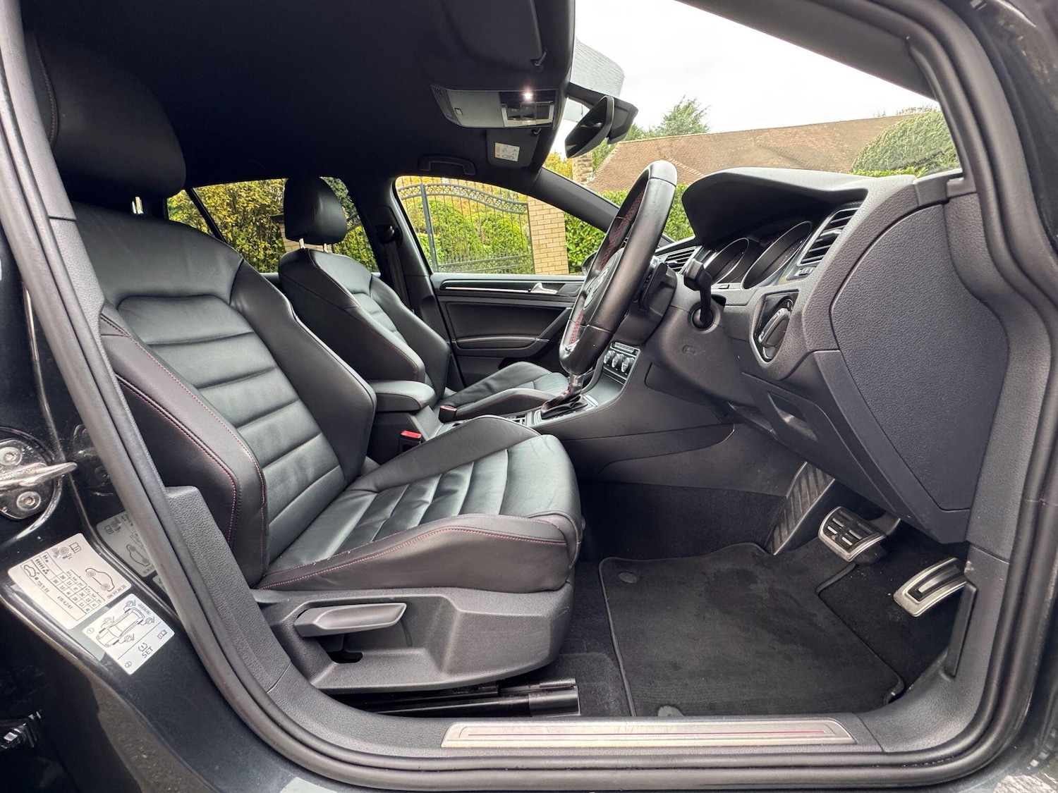 Used Volkswagen Golf 2016 for sale - 76537719: Photo 69