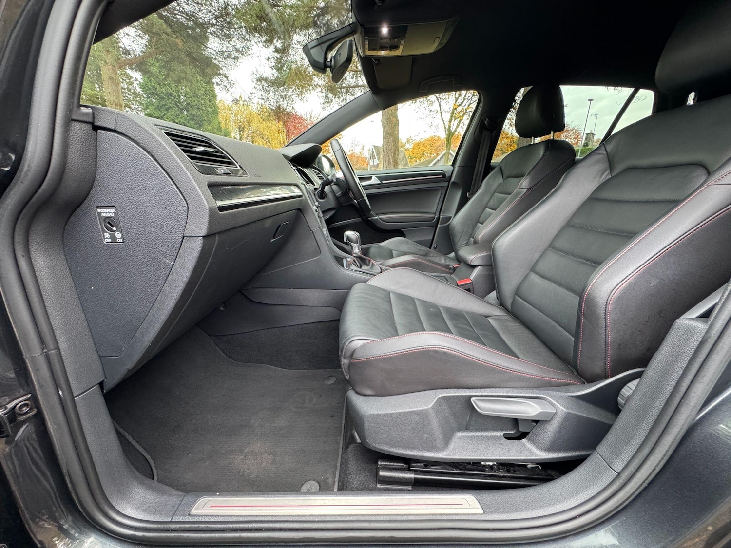 Used Volkswagen Golf 2016 for sale - 76537719: Photo 74