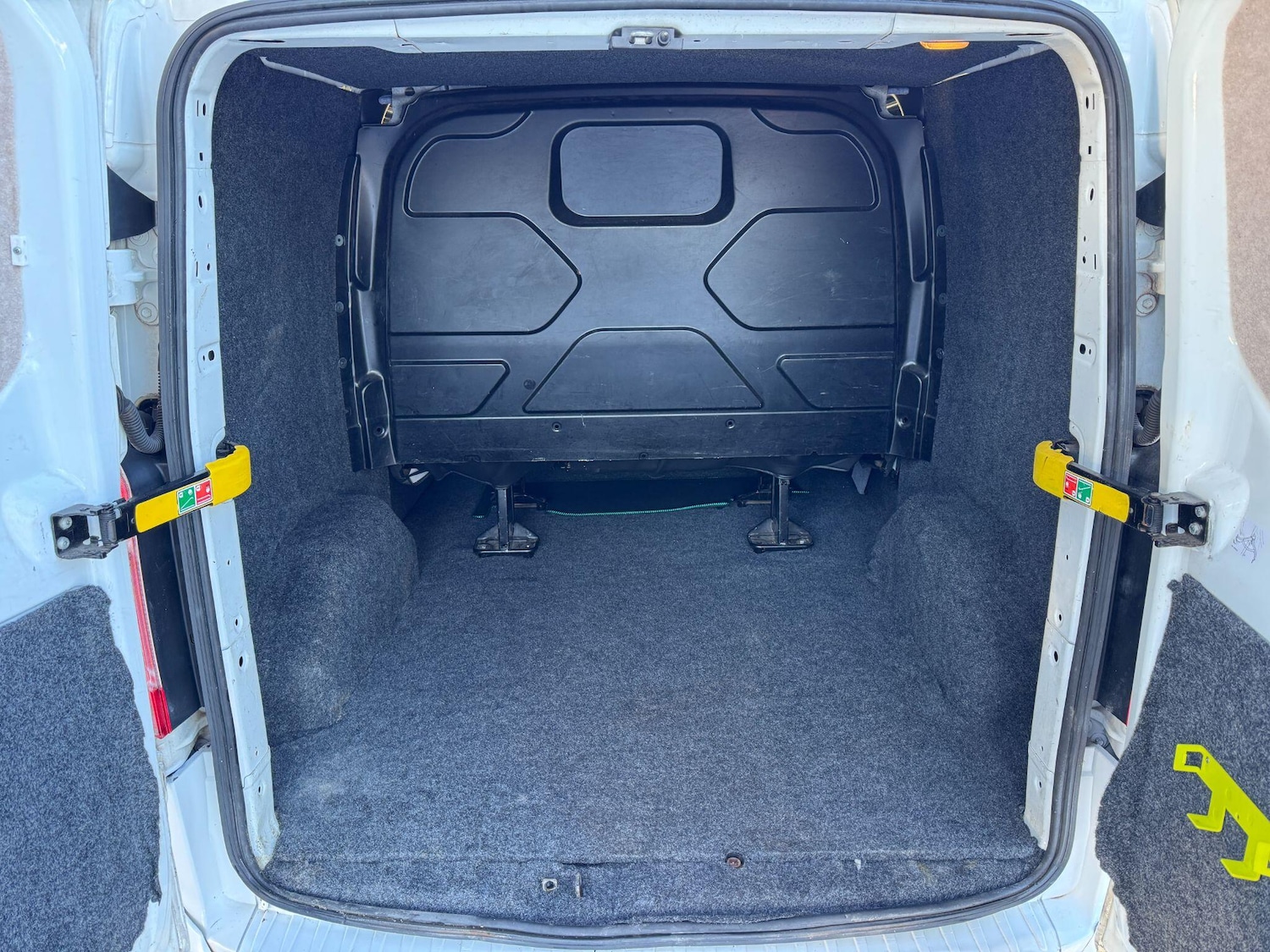 Used Ford Transit Custom 2016 for sale - 77120244: Photo 19