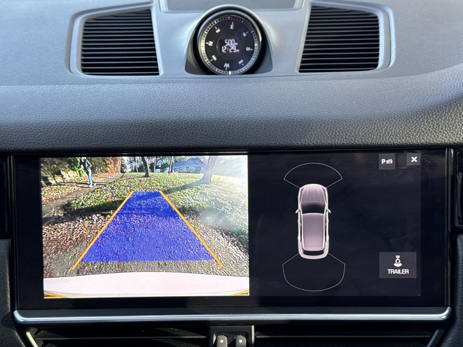 Used Porsche Cayenne 2019 for sale - 76727689: Photo 11