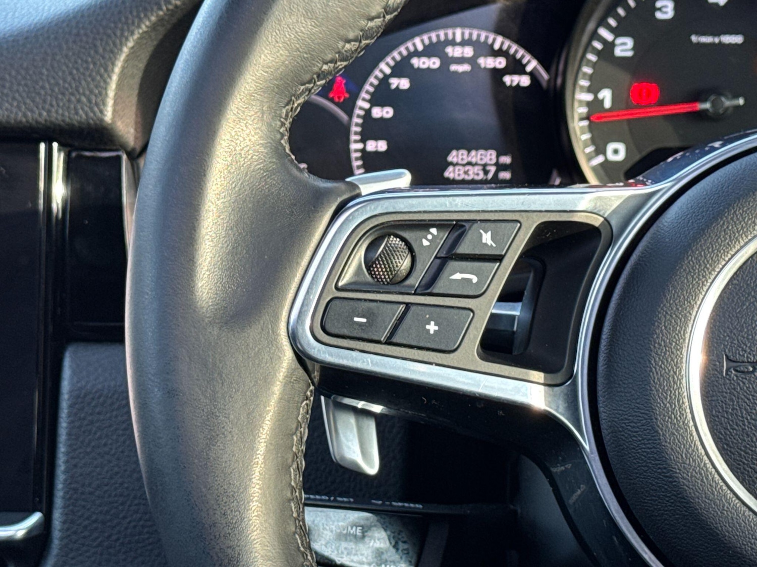 Used Porsche Cayenne 2019 for sale - 76727689: Photo 70