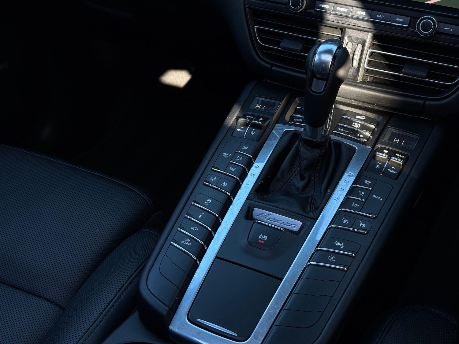 Used Porsche Macan 2019 for sale - 77925726: Photo 52