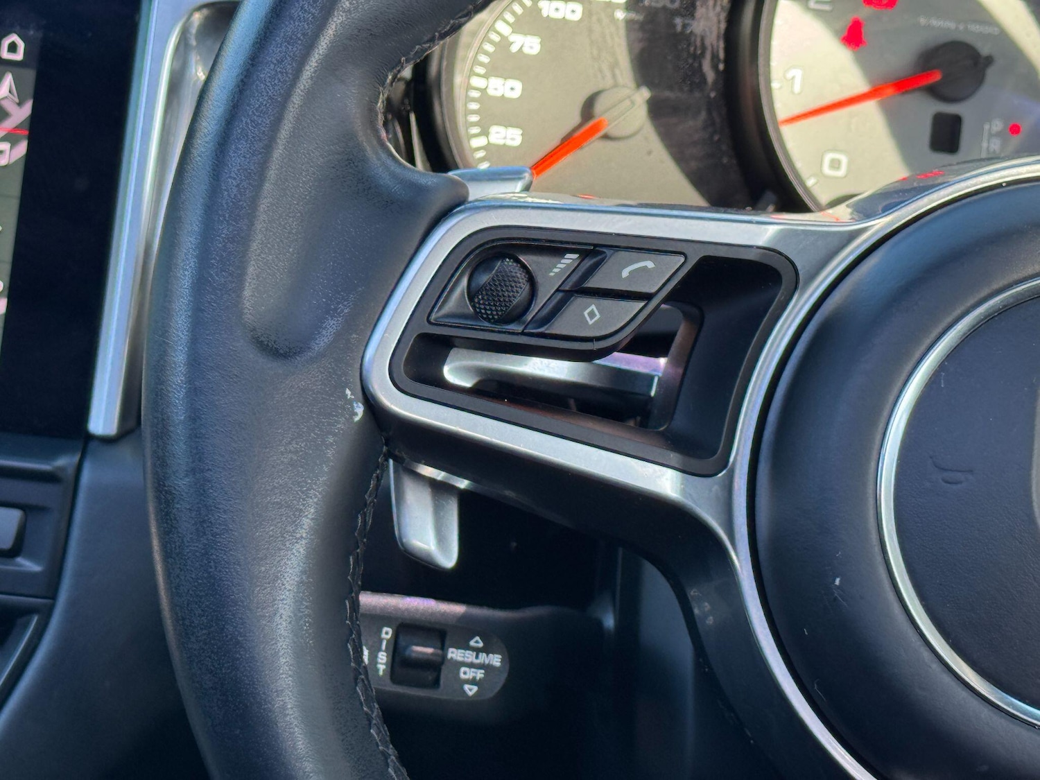 Used Porsche Macan 2019 for sale - 77925726: Photo 71