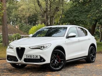 Used Alfa Romeo Stelvio 2017 for sale - 75990741: Photo