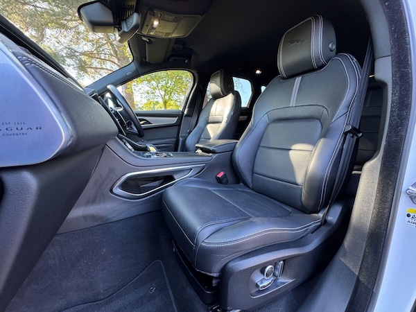 Used Jaguar F-Pace 2021 for sale - 76073139: Photo 32
