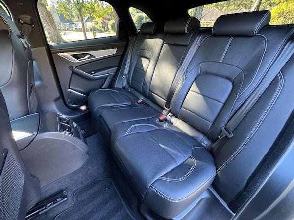 Used Jaguar F-Pace 2021 for sale - 76073139: Photo 38