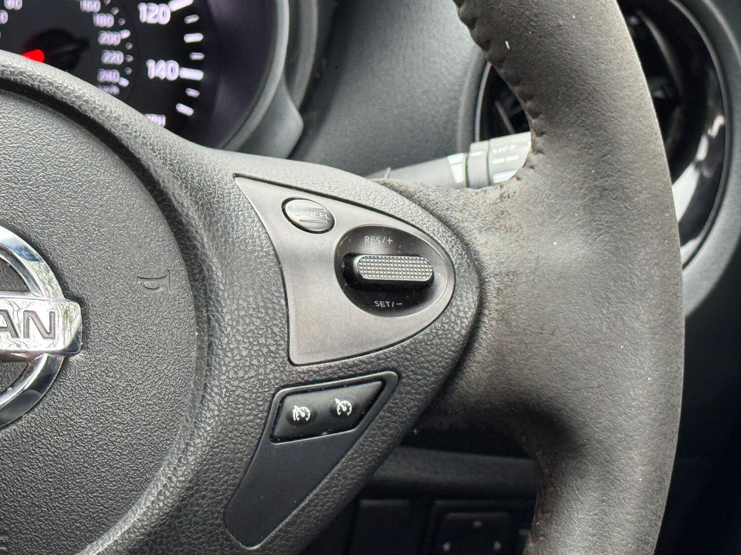 Used Nissan Juke 2015 for sale - 77400423: Photo 66