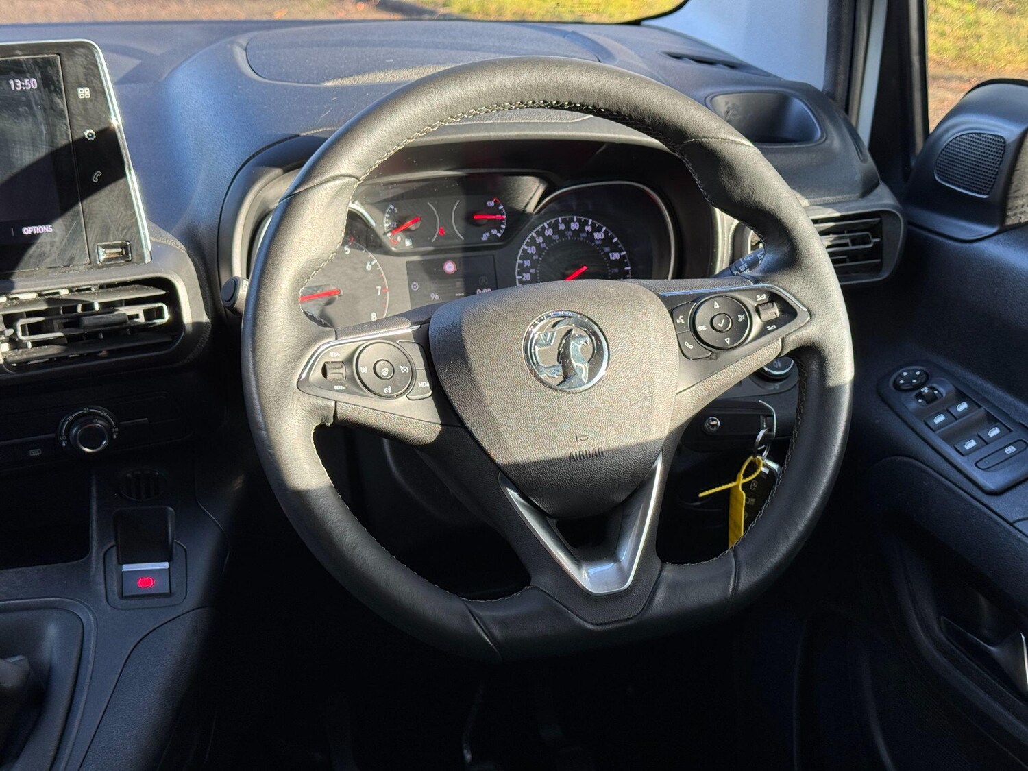 Used Vauxhall Combo Life 2022 for sale - 77400776: Photo 40