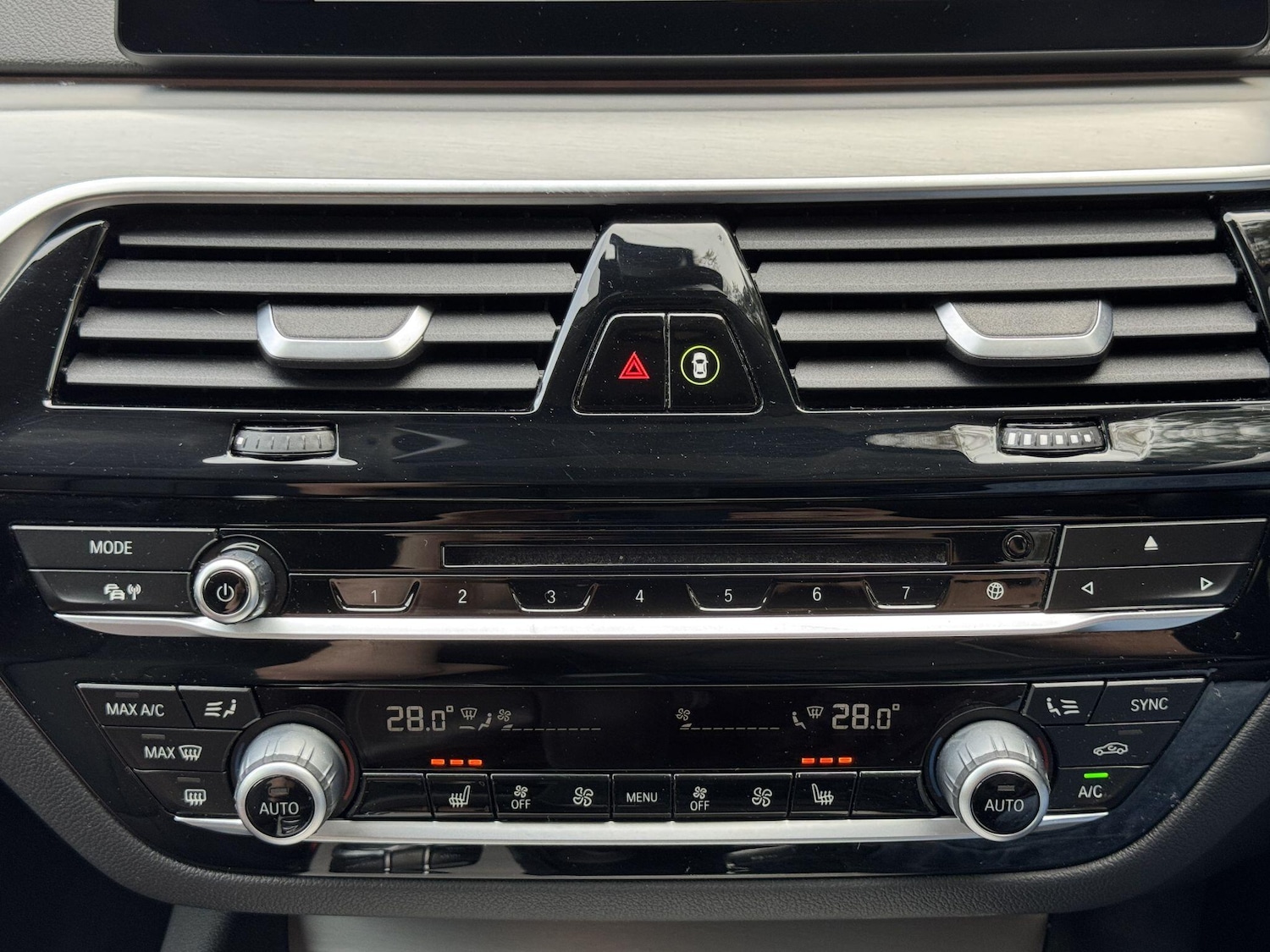 Used BMW 5 Series 2018 for sale - 76485340: Photo 12