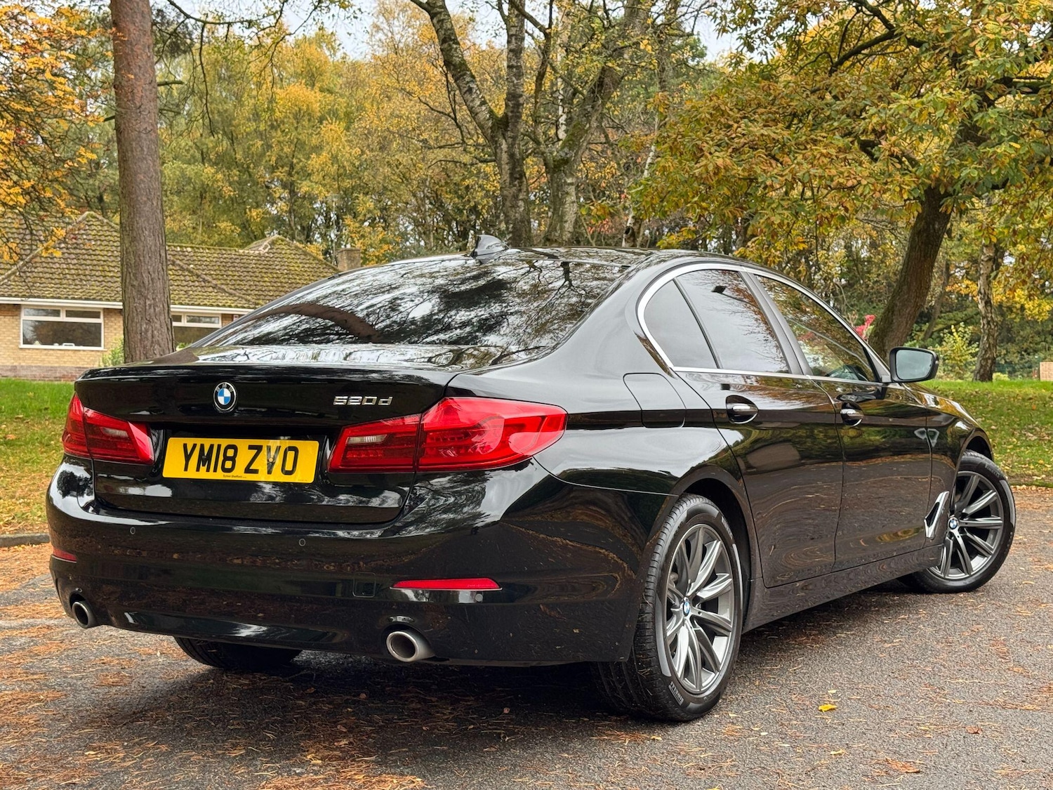 Used BMW 5 Series 2018 for sale - 76485340: Photo 2