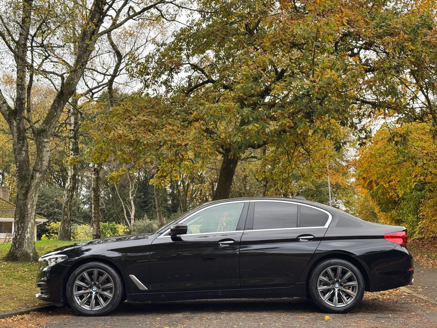 Used BMW 5 Series 2018 for sale - 76485340: Photo 3