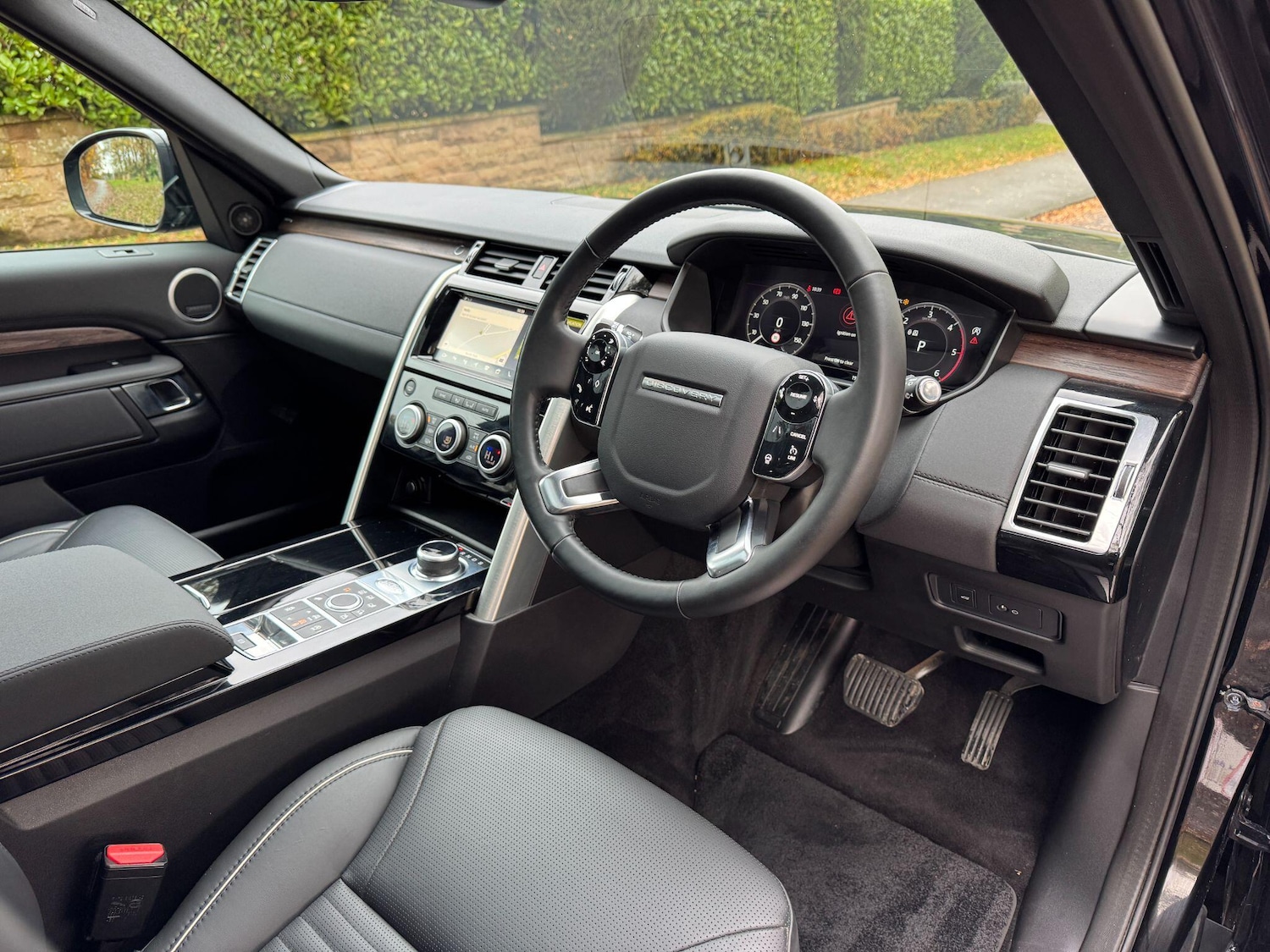 Used Land Rover Discovery 2019 for sale - 76645724: Photo 24