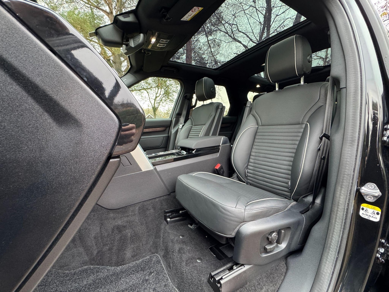 Used Land Rover Discovery 2019 for sale - 76645724: Photo 37