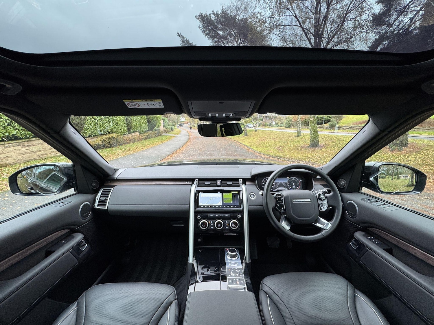 Used Land Rover Discovery 2019 for sale - 76645724: Photo 4