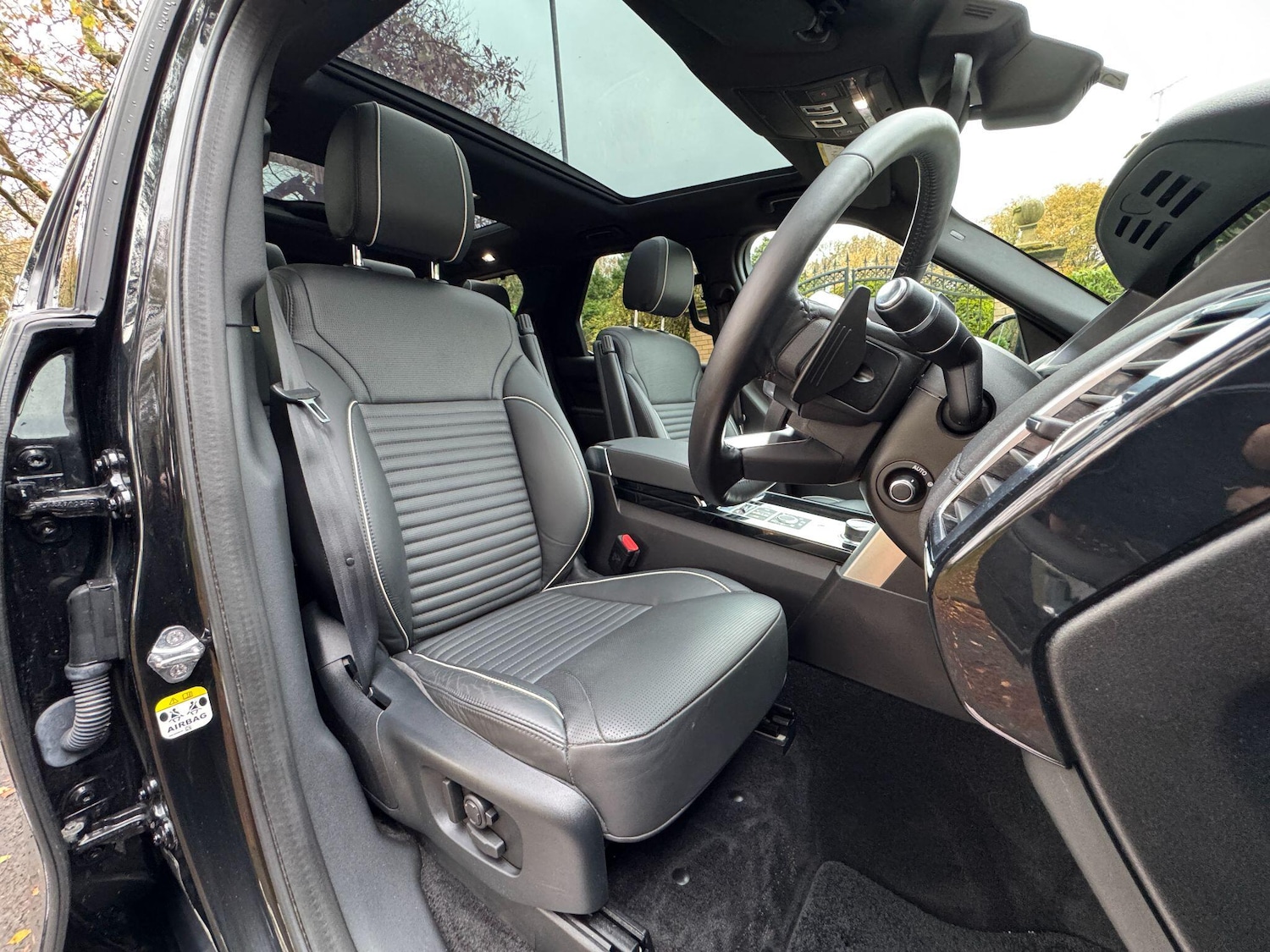 Used Land Rover Discovery 2019 for sale - 76645724: Photo 62