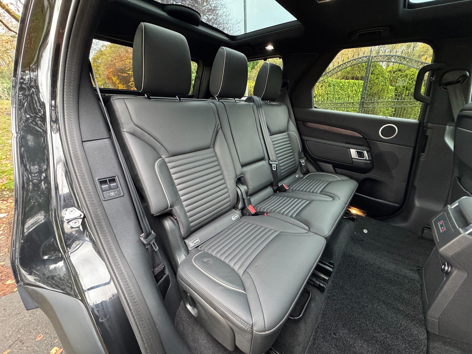 Used Land Rover Discovery 2019 for sale - 76645724: Photo 72