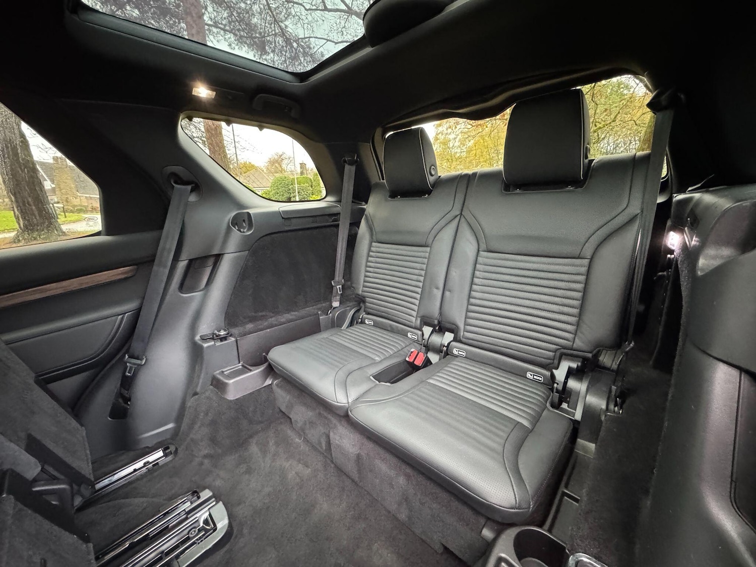 Used Land Rover Discovery 2019 for sale - 76645724: Photo 77