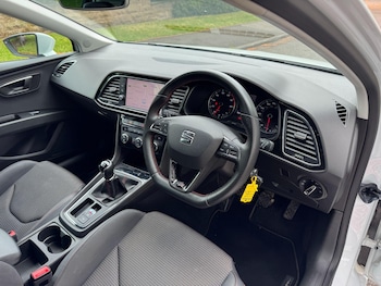 Used SEAT Leon 2019 for sale - 78842785: Photo