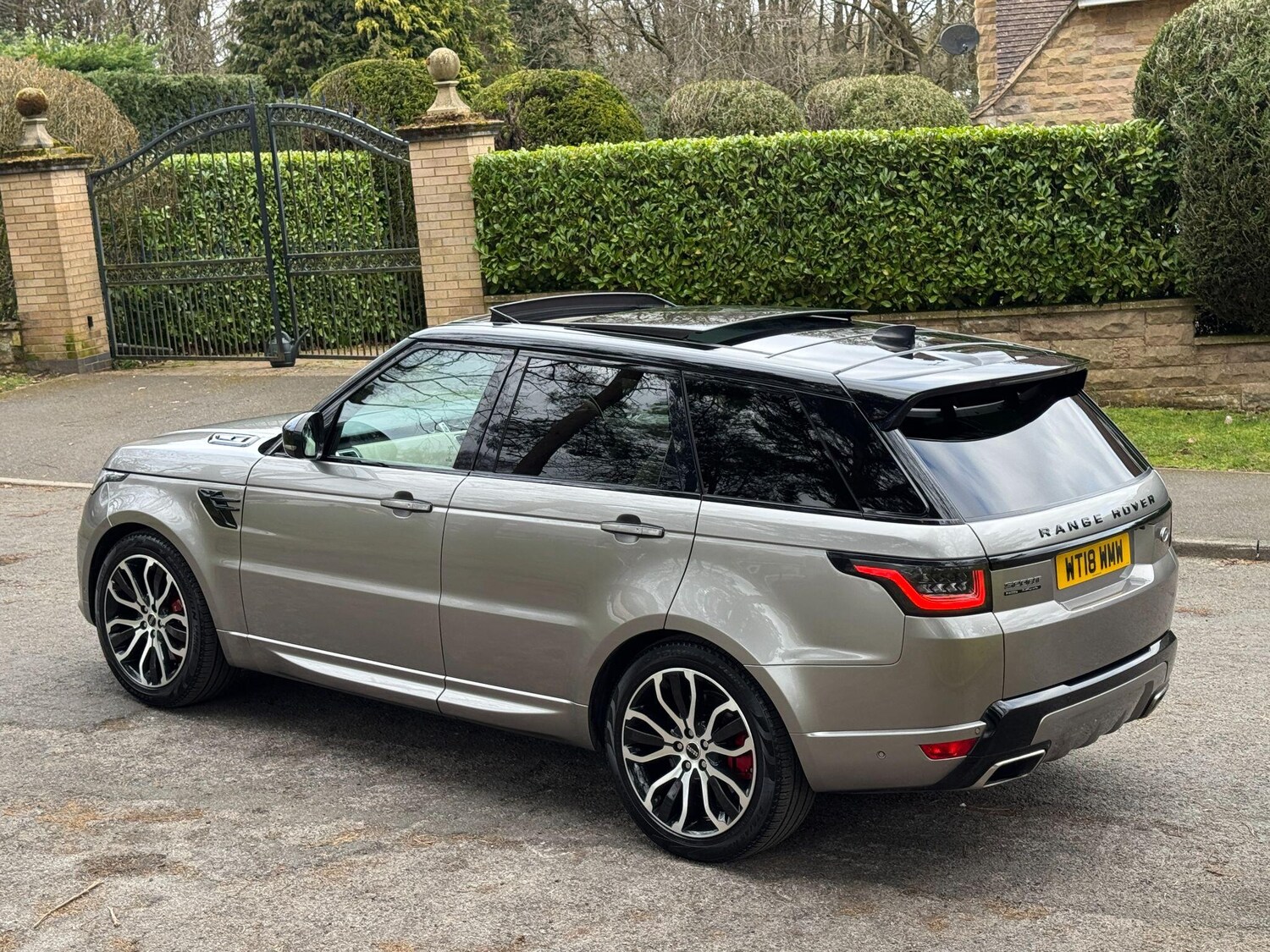 Used Land Rover Range Rover Sport for sale - 78135483: Photo 17