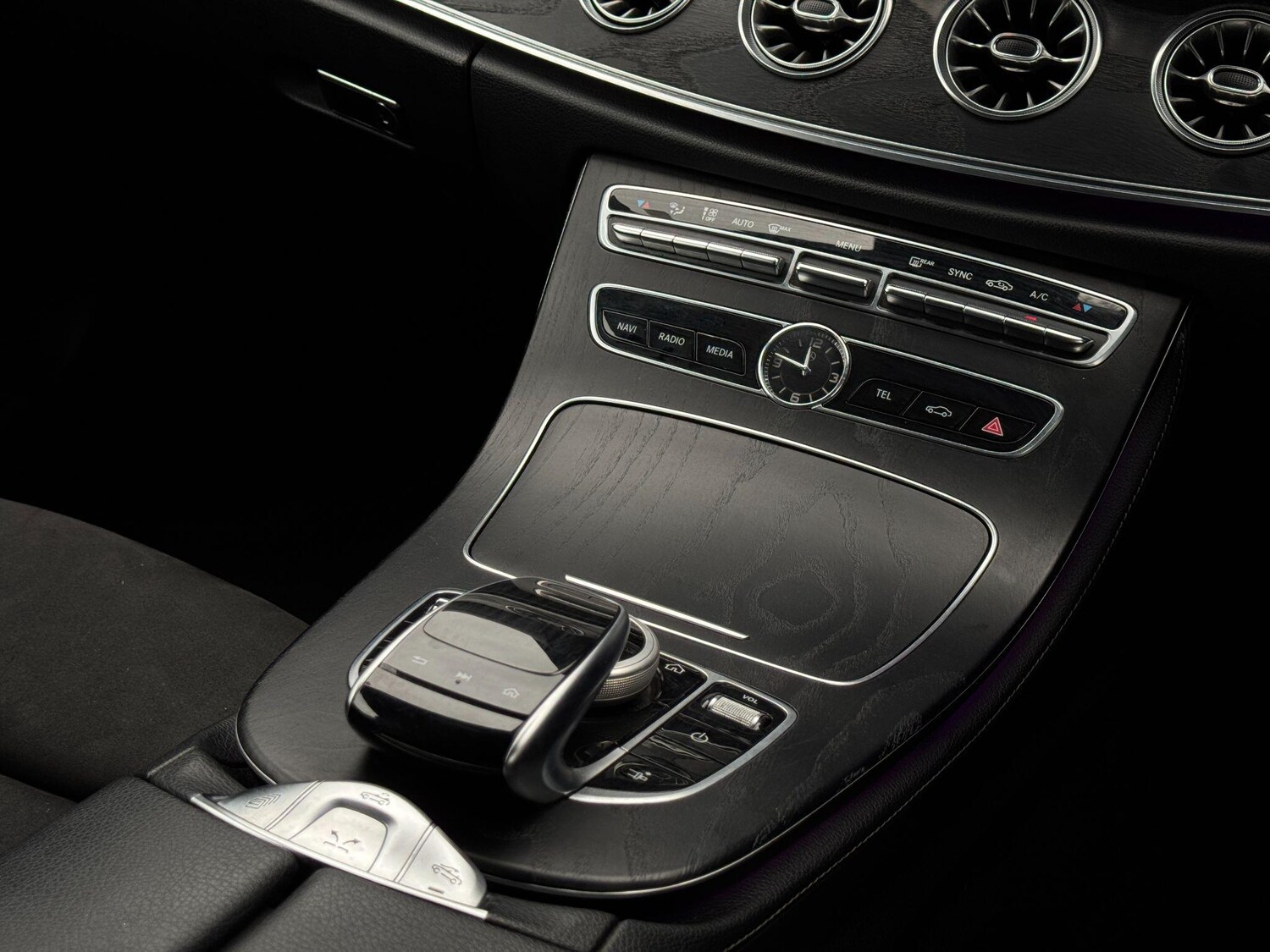 Used Mercedes-Benz E Class 2017 for sale - 77351450: Photo 37