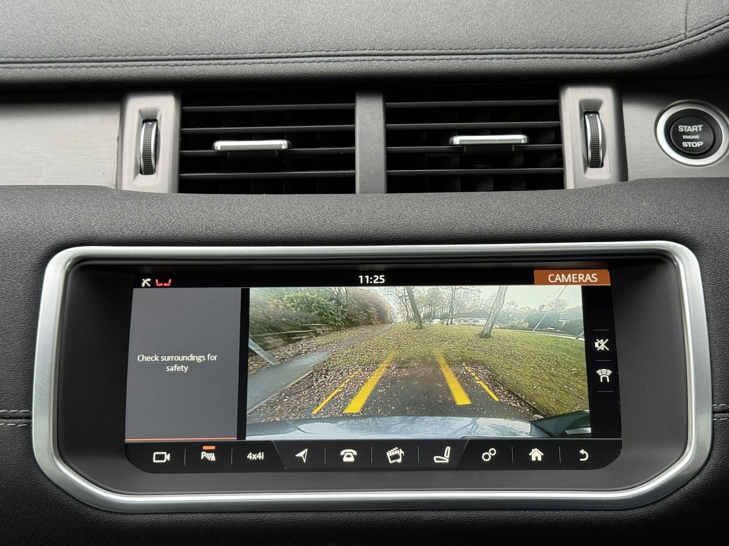 Used Land Rover Range Rover Evoque 2017 for sale - 76865714: Photo 11