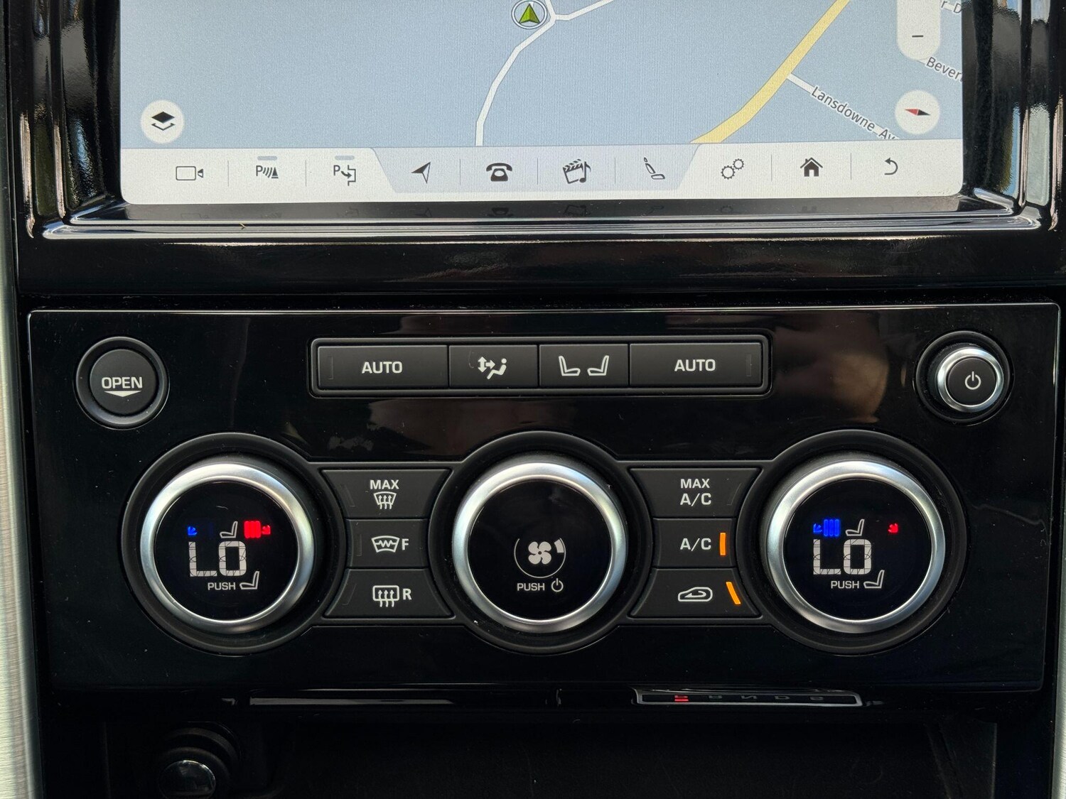 Used Land Rover Discovery 2017 for sale - 76084355: Photo 16