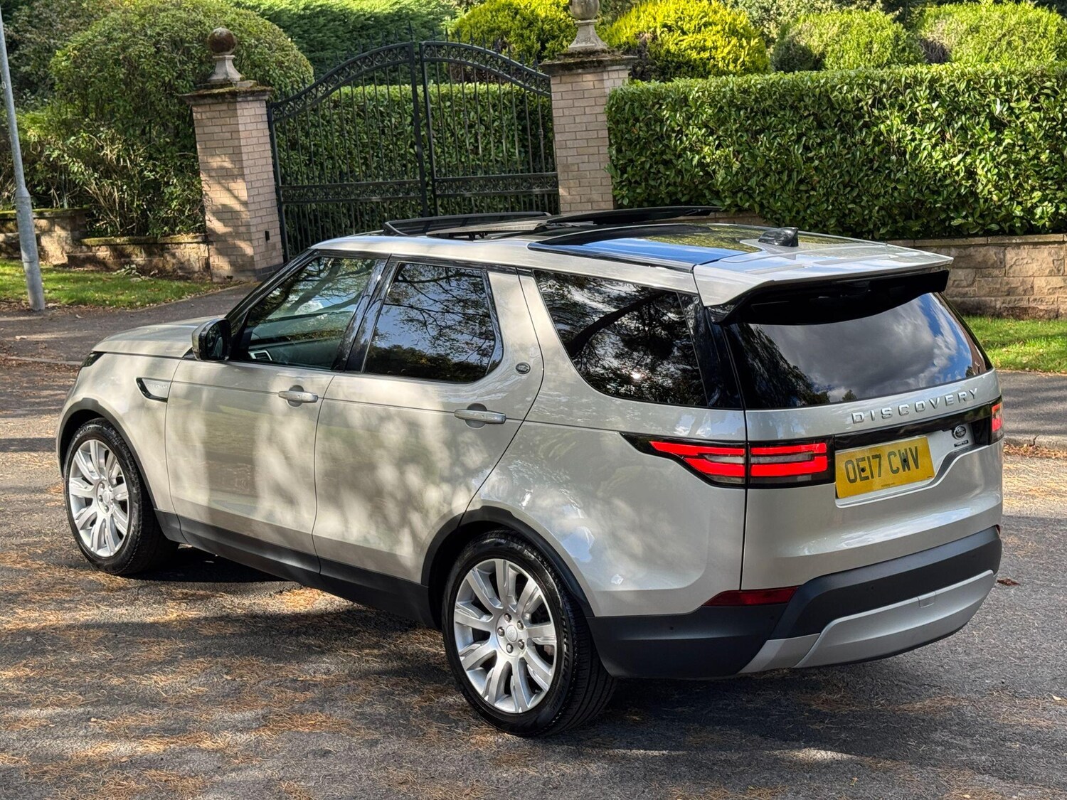 Used Land Rover Discovery 2017 for sale - 76084355: Photo 33