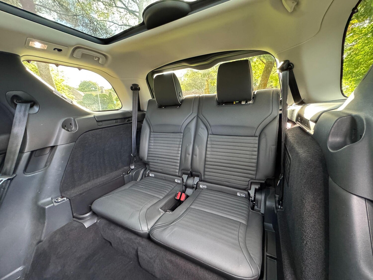 Used Land Rover Discovery 2017 for sale - 76084355: Photo 40