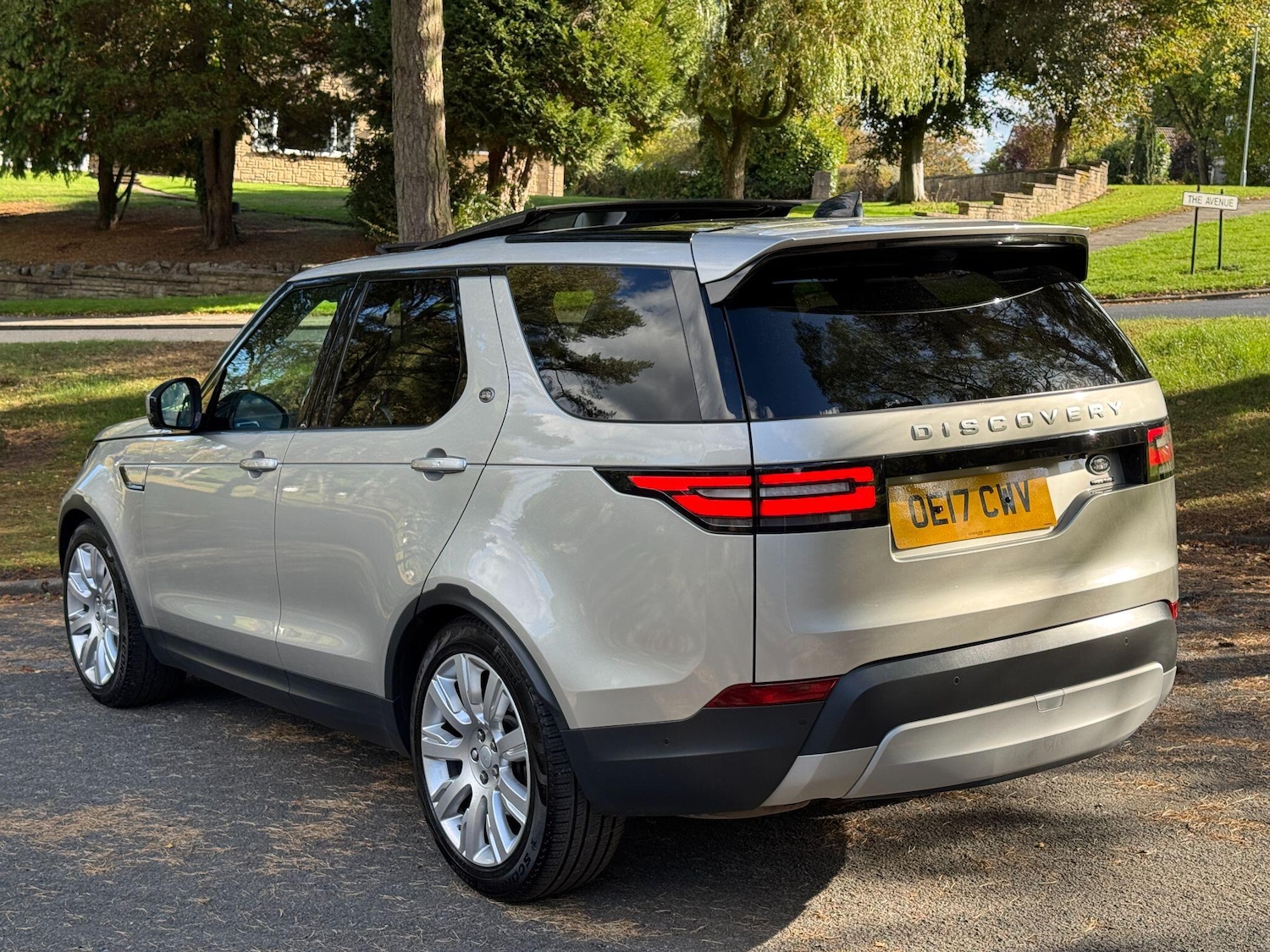 Used Land Rover Discovery 2017 for sale - 76084355: Photo 57