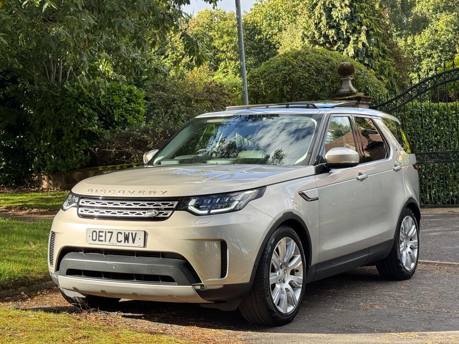 Used Land Rover Discovery 2017 for sale - 76084355: Photo 66