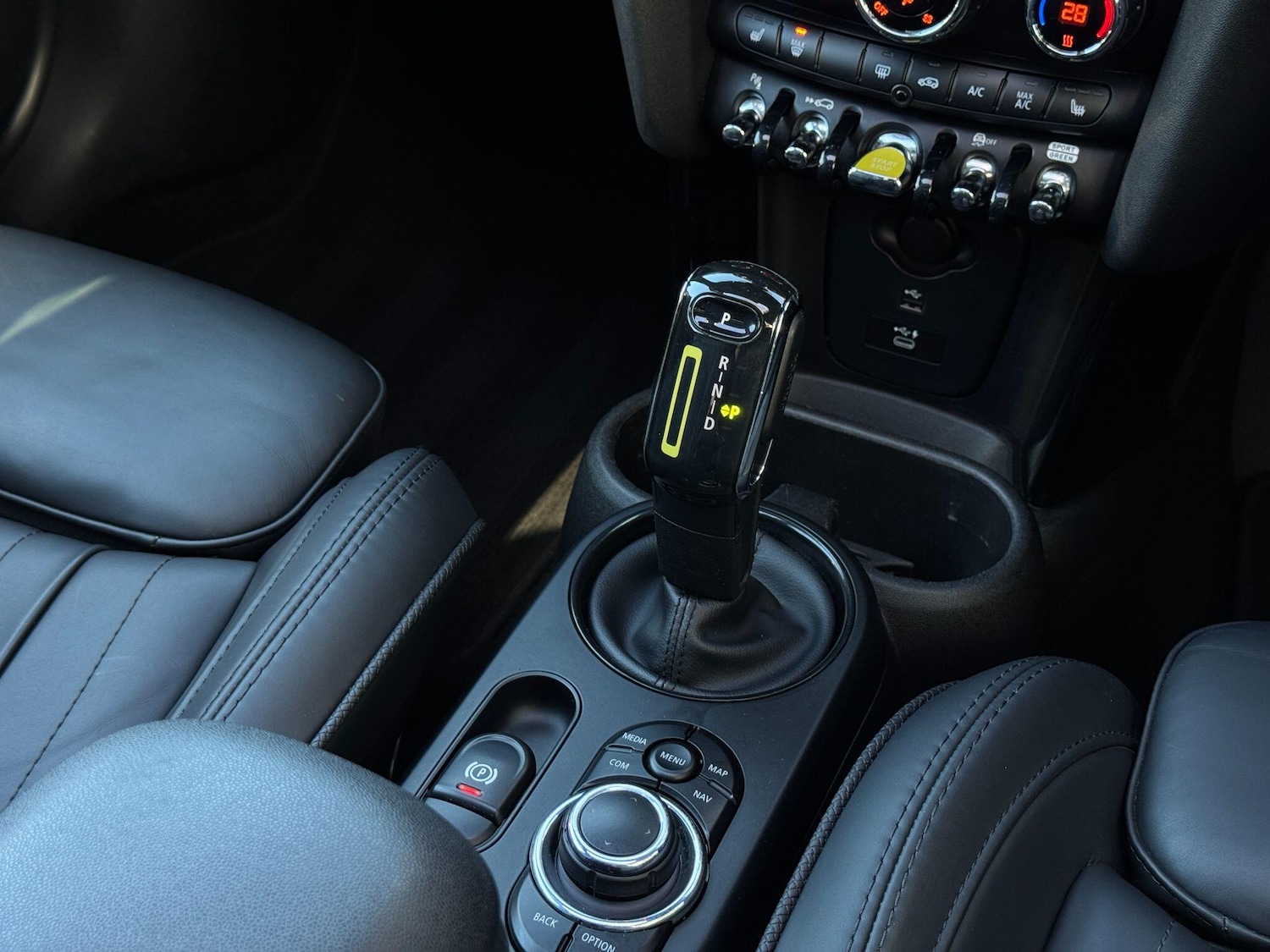 Used MINI Hatch 2021 for sale - 76633643: Photo 31