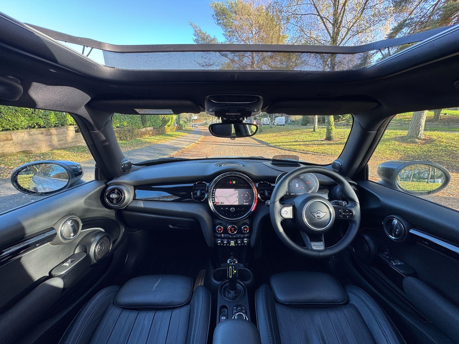 Used MINI Hatch 2021 for sale - 76633643: Photo 4