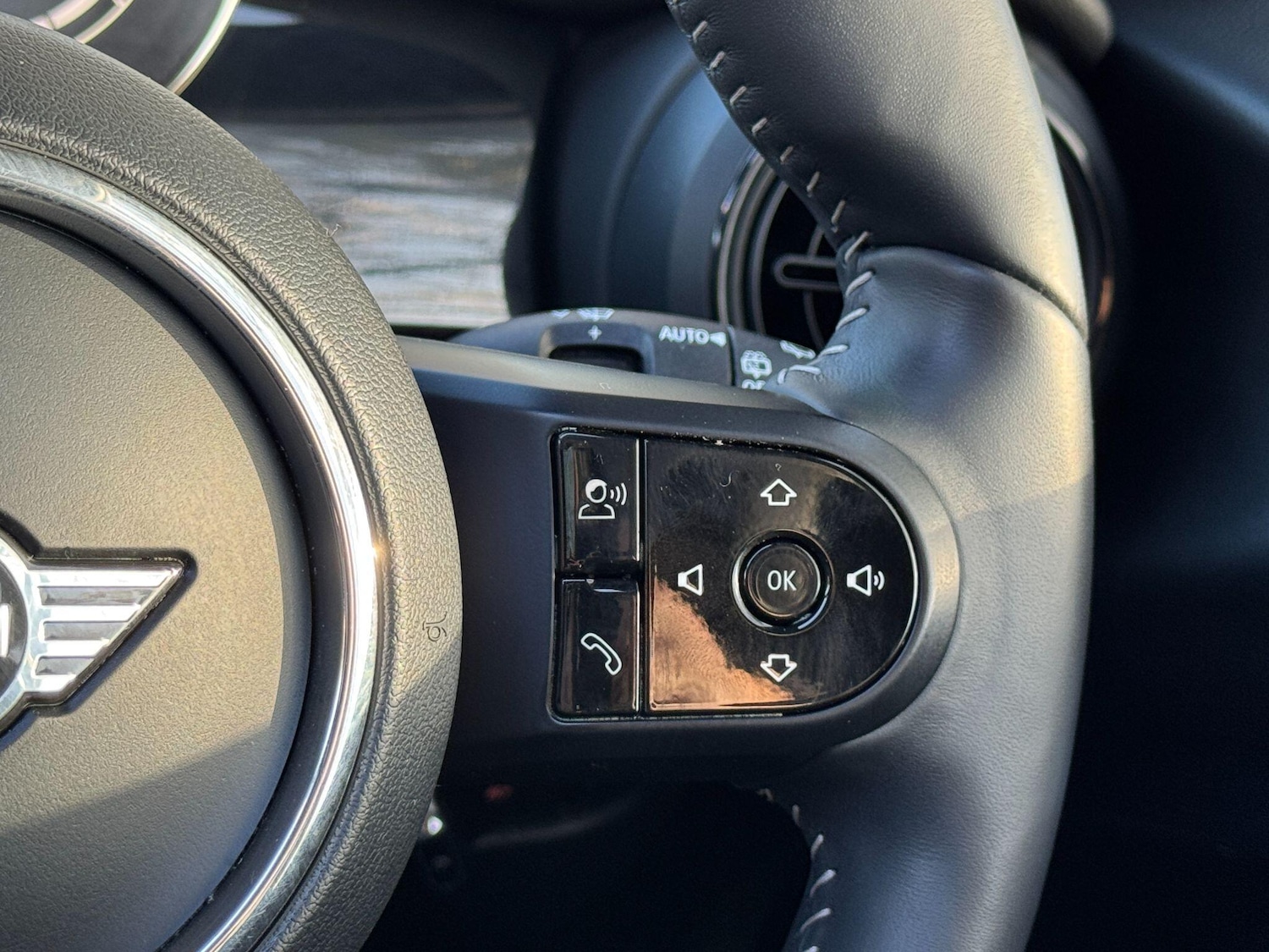 Used MINI Hatch 2021 for sale - 76633643: Photo 60