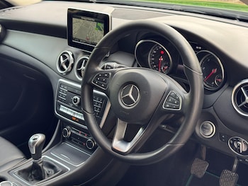Used Mercedes-Benz GLA 2017 for sale - 78933681: Photo