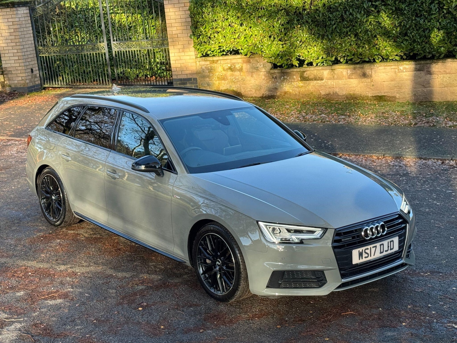 Used Audi A4 Avant for sale - 76728462: Photo 10